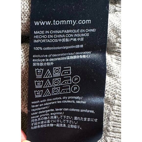 TOMMY HILFIGER Men's Cotton V-Neck Lightweight Logo Sweater Gray Large Classic - Picture 6 of 6